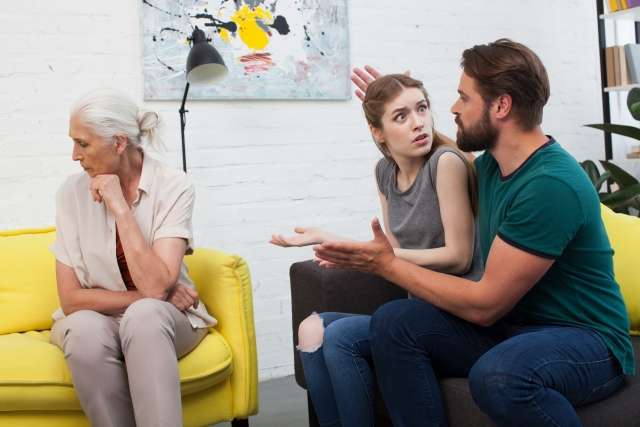 正直イライラする 義母がムカつくときの対処法とは 占いのウラッテ