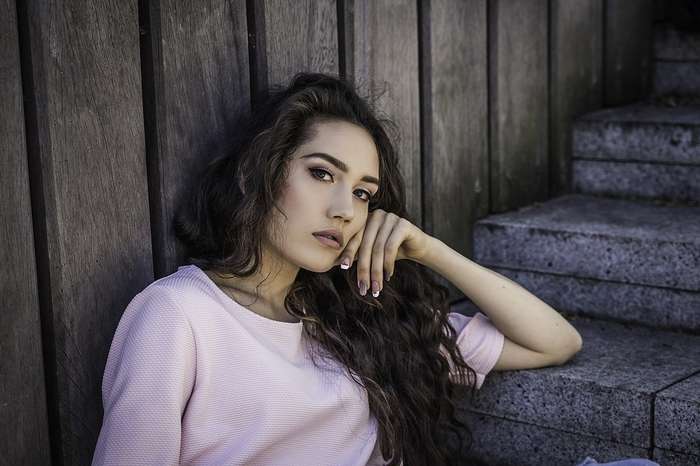 悪魔ではない 男からモテる小悪魔な女の特徴とは 占いのウラッテ