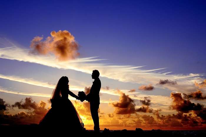 結婚の夢を見た 好きな人と結婚する夢占いの意味は 占いのウラッテ
