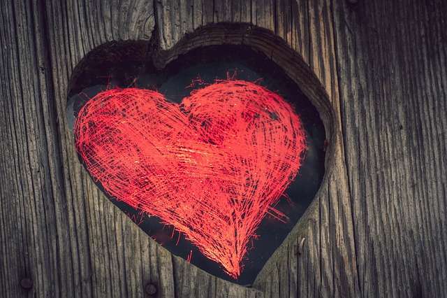 彼氏と幼馴染が浮気に発展するパターンはある 調べる方法 占いのウラッテ