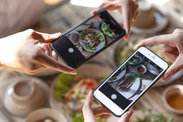 彼女いるのに何度もご飯に行くのは脈あり 男性心理とは 占いのウラッテ