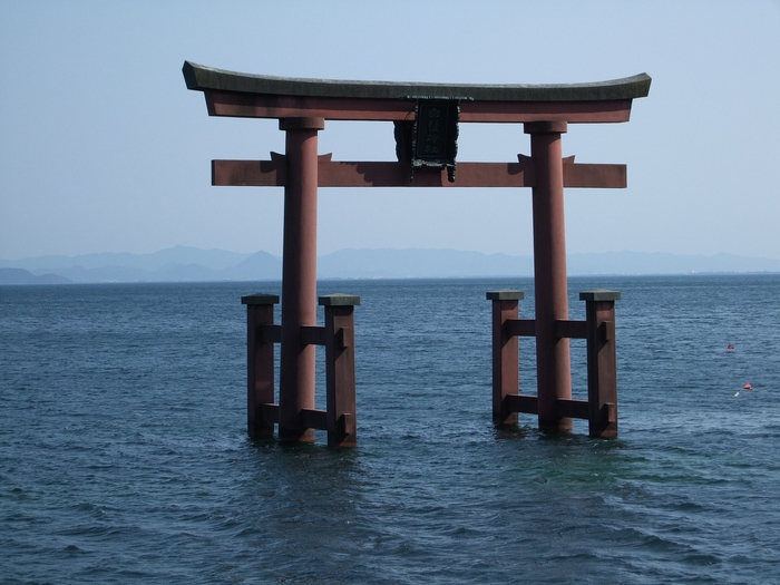 滋賀県にある最強パワースポット…唐崎神社の魅力＆情報