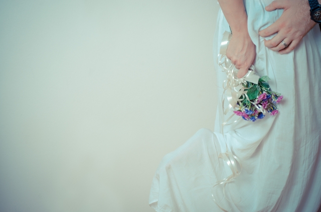 家柄を理由に結婚を反対されている...両親を説得させるのは難しい? | ウラッテ